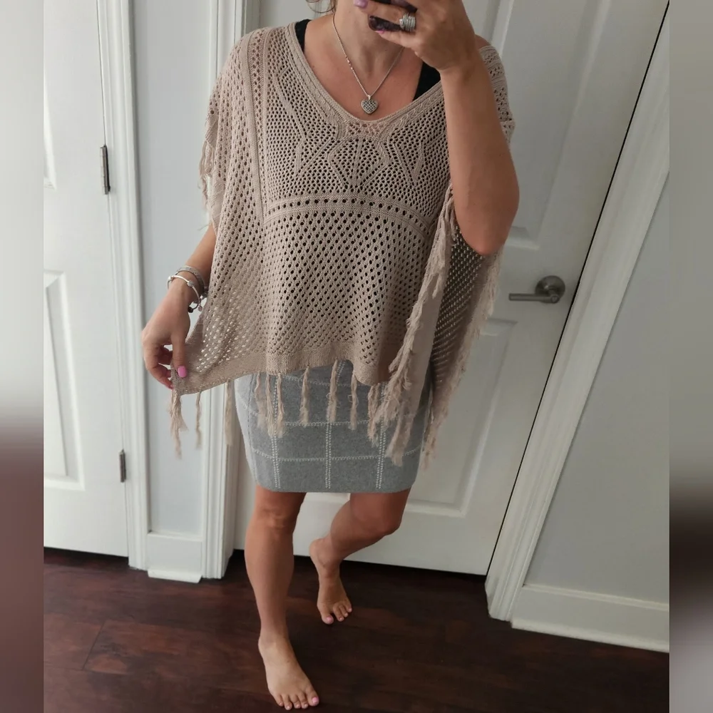 Boho Knit Crochet Poncho Fringe Sweater XL - Picture 10 of 11
